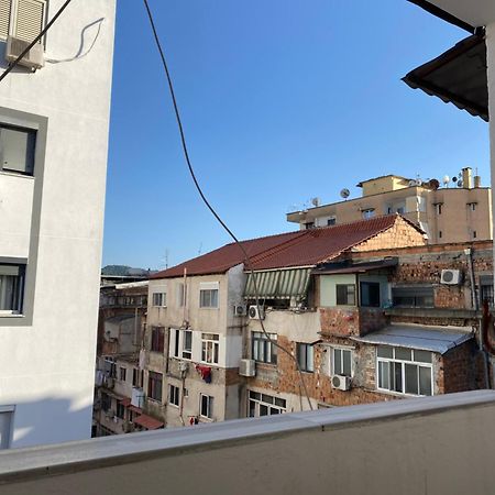 Myslym Shyri Studio 2 Tirana Eksteriør billede